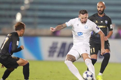 Nam Định nỗ lực nhưng chưa thể vượt qua Gamba Osaka