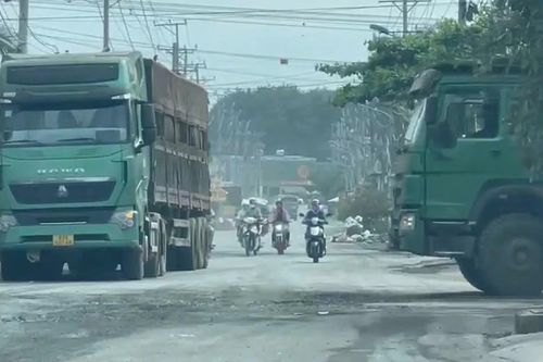 Con đường ngắn, nỗi khổ dài