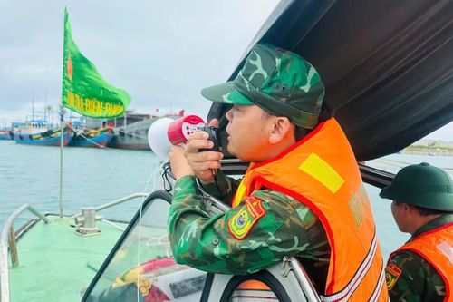 Quảng Ngãi yêu cầu kêu gọi tàu thuyền, lồng bè vào nơi neo đậu trước 17 giờ ngày 5-11
