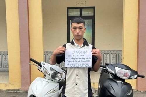 Bắt thanh niên 21 tuổi liên tiếp trộm xe máy ở Phú Thọ