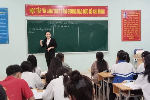 Cô giáo vùng cao và hành trình gieo tri thức bằng yêu thương