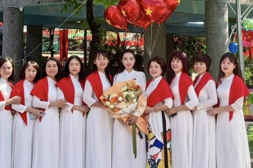 Tăng lương giáo viên: Chìa khóa giữ chân người tài