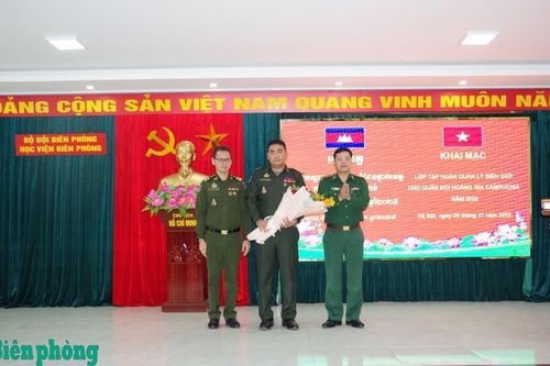 Học viện Biên phòng tổ chức tập huấn quản lý biên giới cho cán bộ Quân đội Hoàng gia Campuchia năm 2025