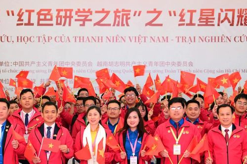 Diễn đàn Thanh niên Việt - Trung kế thừa gen đỏ: Cam kết trách nhiệm với hiện tại và tương lai