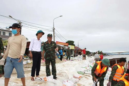 Quân khu 5 lập sở chỉ huy tại Đắk Lắk, đồng loạt triển khai quân ứng phó bão số 13