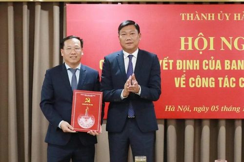 Công bố quyết định của Ban Thường vụ Thành ủy Hà Nội về công tác cán bộ