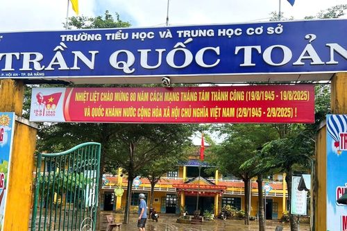 Đà Nẵng, Quảng Ngãi cho học sinh nghỉ học để tránh bão Kalmaegi