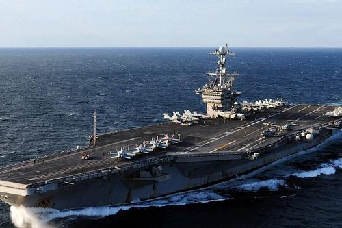Tàu sân bay hạt nhân Mỹ USS George Washington cập cảng Hàn Quốc