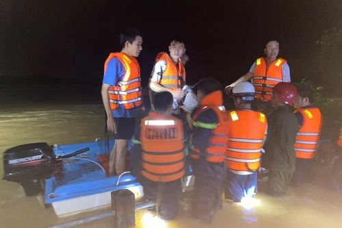 Tìm thấy thi thể người phụ nữ bị nước lũ cuốn trôi ở Quảng Trị
