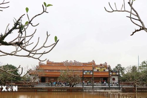 Huế: Còn 15 xã, phường ngập lụt, nhiều tuyến đường vẫn bị tắc