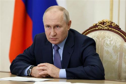 Xung đột Nga-Ukraine: Tổng thống Putin ký luật cho phép lực lượng dự bị bảo vệ cơ sở lọc dầu