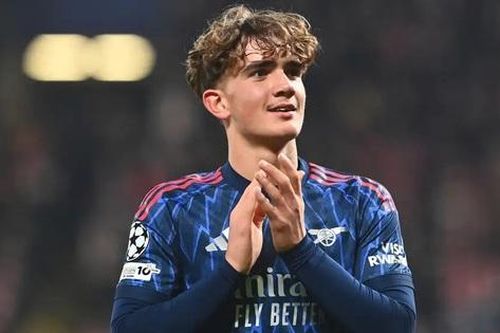 Tài năng trẻ của Arsenal viết nên cột mốc chưa từng có tại Champions League