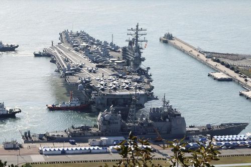 Tàu sân bay USS George Washington cập cảng Busan, củng cố hợp tác quân sự Hàn - Mỹ