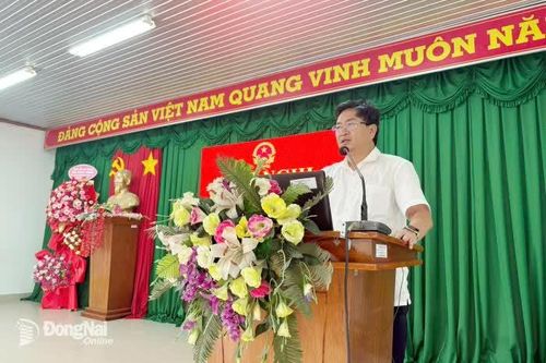 Tổ đại biểu HĐND tỉnh tiếp xúc cử tri xã Phú Vinh trước kỳ họp thường lệ cuối năm