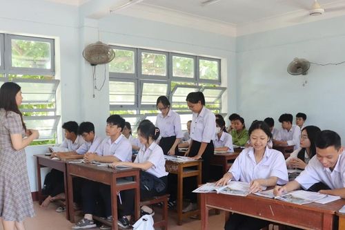 Học sinh ở Đông Gia Lai nghỉ học từ chiều 5-11 đến hết 7-11-2025 để tránh bão số 13