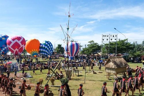 Chuỗi hoạt động đặc sắc tại lễ hội hoa dã quỳ-núi lửa Chư Đang Ya 2025