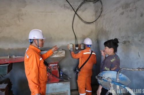 Nhịp sống mới nơi vùng lũ đi qua