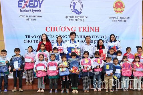 Quan tâm phát triển kinh tế - xã hội vùng dân tộc thiểu số