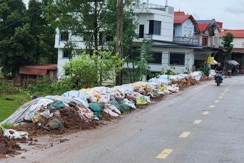 Bắc Ninh công bố tình huống khẩn cấp sự cố đê trên sông Cầu, sông Thương