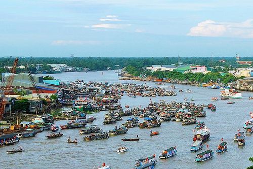 Cần Thơ định hướng phát triển mạnh hệ thống giao thông đường thủy