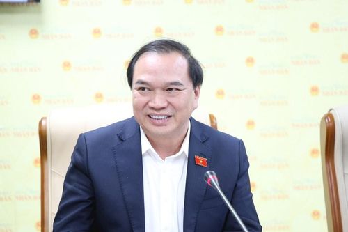 Thuốc generic chất lượng cao: Cơ hội để người dân được tiếp cận thuốc tốt, giá thành hợp lý