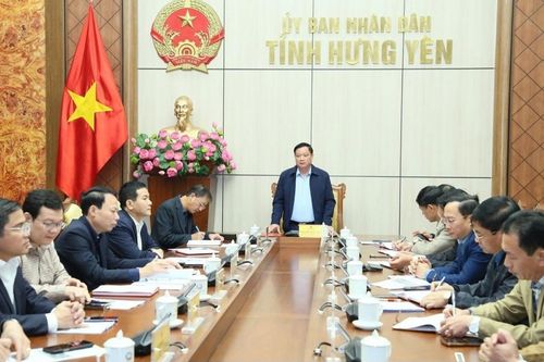 Hưng Yên nghe báo cáo chủ trương đầu tư hai tuyến đường nội tỉnh