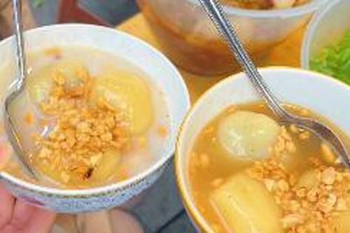 Ba món ăn vặt đặc sản ẩm thực Hà Nội mùa thu đông