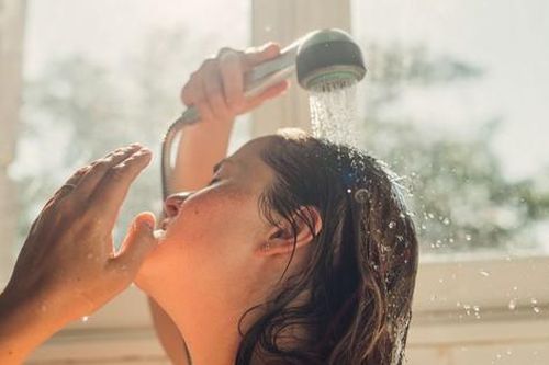 9 nguyên tắc vàng khi tắm trong mùa lạnh để không rước bệnh