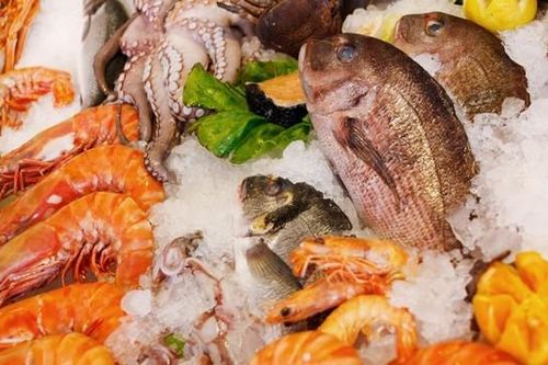 Quan niệm sai lầm về kiêng khem trong chế độ ăn uống của mẹ sau sinh