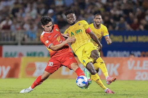 Khốc liệt cuộc đua trụ hạng là điều tốt cho V.League 2025/26