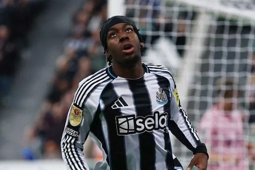 Newcastle mang về 'quả bom xịt' 55 triệu bảng