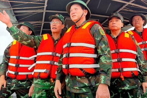 Quân khu 5 sẵn sàng ứng phó với bão số 13