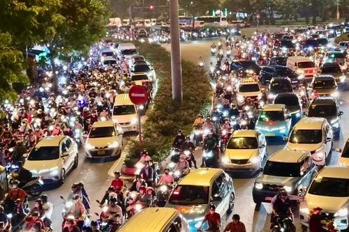 TPHCM: Đẩy mạnh các công trình giao thông để giảm kẹt xe