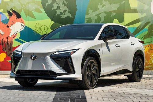 Lexus RZ 2026 - SUV điện hạng sang 'giá mềm' từ 1,2 tỷ đồng