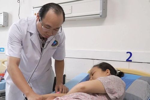 Cứu sản phụ mang nhóm máu Rh- cực hiếm chỉ 0,1% dân số có