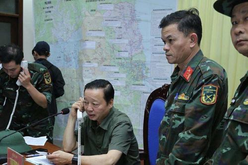 Phó Thủ tướng Trần Hồng Hà kiểm tra công tác chuẩn bị phòng, chống bão số 13