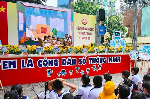TPHCM: Tăng cường giáo dục kỹ năng sử dụng internet an toàn cho học sinh