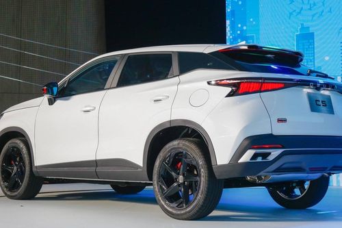 Loạt xe gầm cao đáng chú ý đang được giảm 100% lệ phí trước bạ trong tháng 11