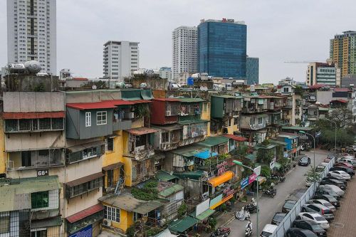 Giám đốc Sở Xây dựng Hà Nội nêu lý do chưa thể phá dỡ bắt buộc chung cư cũ