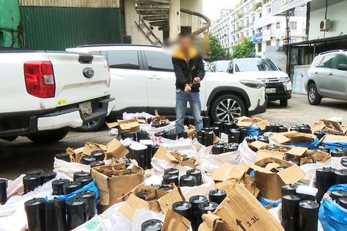 Triệt phá đường dây mua bán, vận chuyển 'khí cười' quy mô lớn