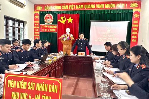 VKSND khu vực 4 - Hà Tĩnh tổ chức Hội nghị cán bộ, công chức và người lao động năm 2026