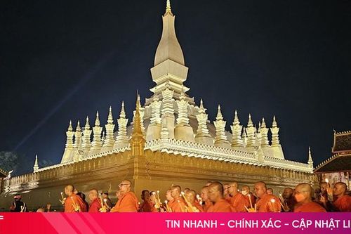 Lễ hội That Luang 2025 đầy màu sắc của người dân Lào