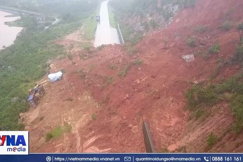 Hà Tĩnh khó khăn trong khắc phục sạt lở trên nhiều tuyến đường