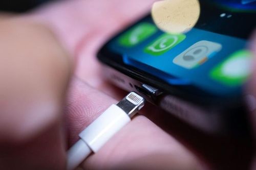 Đừng vội 'lên đời' iOS 26.1 nếu bạn chưa làm 3 điều này