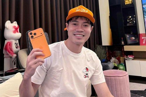 Cách chọn điện thoại của Văn Toàn