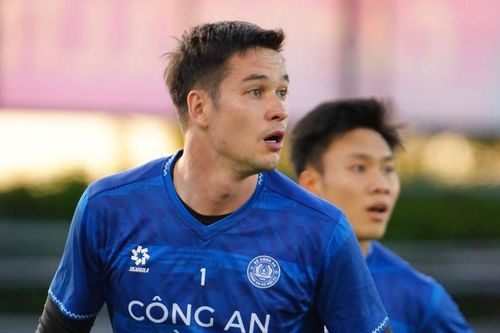 Thủ môn Nguyễn Filip tái xuất nhạt nhòa