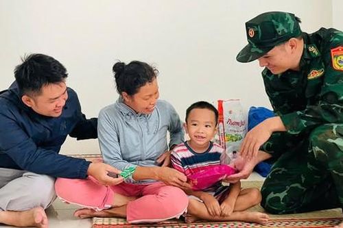 Đắk Lắk: Người dân được chăm lo chu đáo khi trú bão ở Đồn Biên phòng
