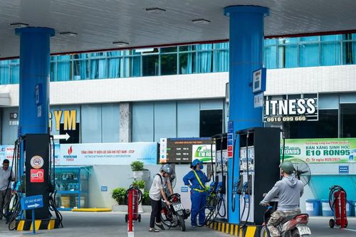 Giá xăng quay đầu giảm nhẹ