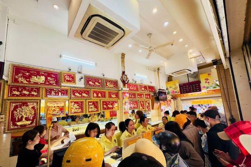 Hai doanh nghiệp kinh doanh vàng bị phạt gần 1,8 tỷ đồng