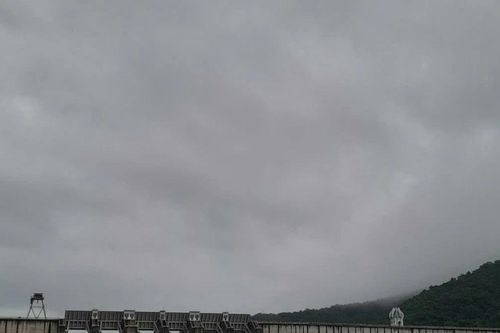 Chủ động, an toàn trong vận hành hồ chứa ứng phó bão số 13